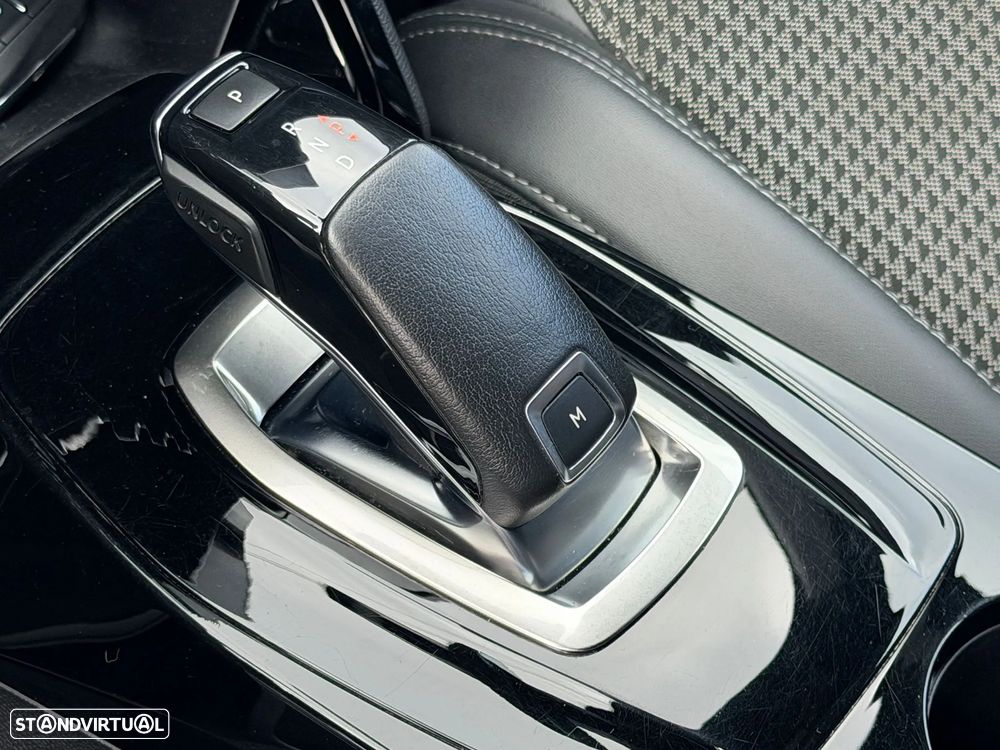 Peugeot 2008 1.5 BlueHDi GT Pack EAT8 - 9