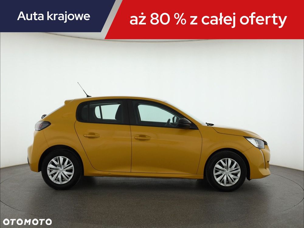 Peugeot 208 - 8