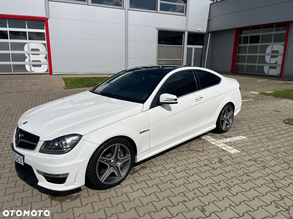 Mercedes-Benz Klasa C 63 AMG AMG SPEEDSHIFT MCT - 9