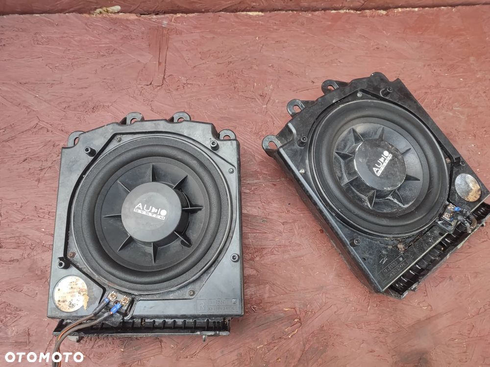 BMW E60LCI / E61LCI / E60 / E61 ORYGINALNE GŁOŚNIKI NISKOTONOWE ( BASSOWE ) Z FIRMY AUDIO SYSTEM O NR. 65 13 6 919 353 / 65 13 6 919 354 OEM SPRAWNE W 100% - 13
