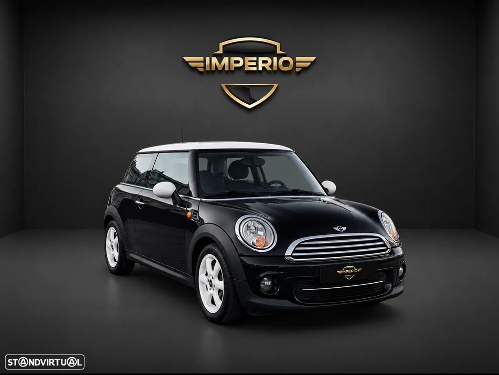 MINI 3 Portas Cooper D - 1