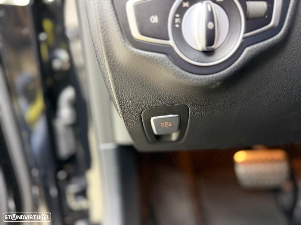 Mercedes-Benz C 220 d AMG Line - 26