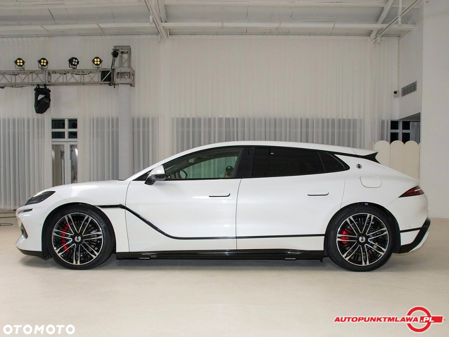 Denza Z9 GT - 8