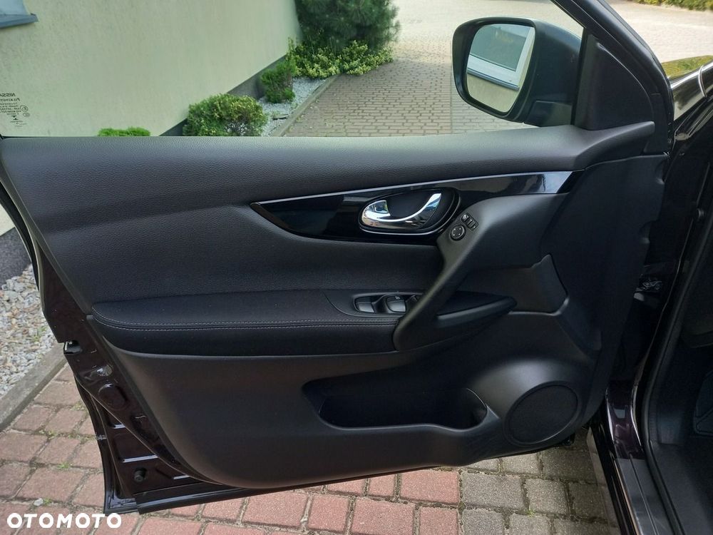 Nissan Qashqai 1.6 dCi DPF tekna - 26