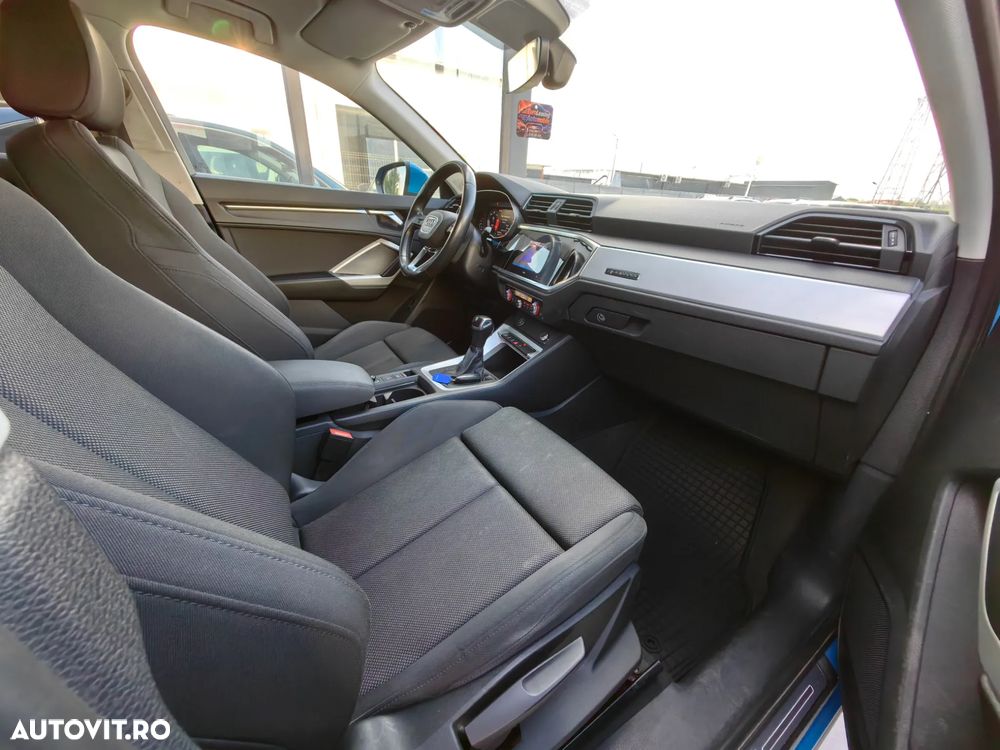 Audi Q3 2.0 35 TDI S tronic quattro S Line - 16