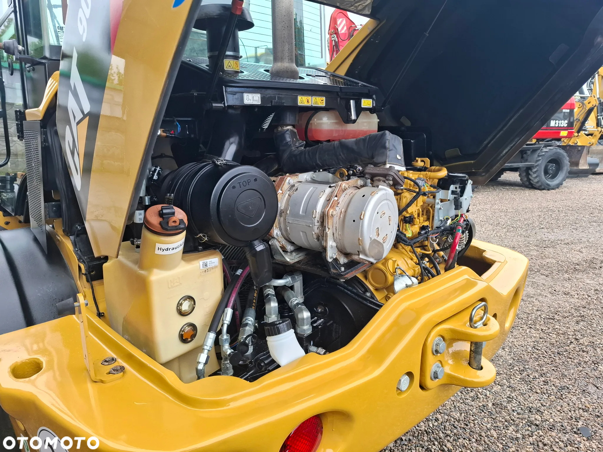 Caterpillar CAT 908 M - 23