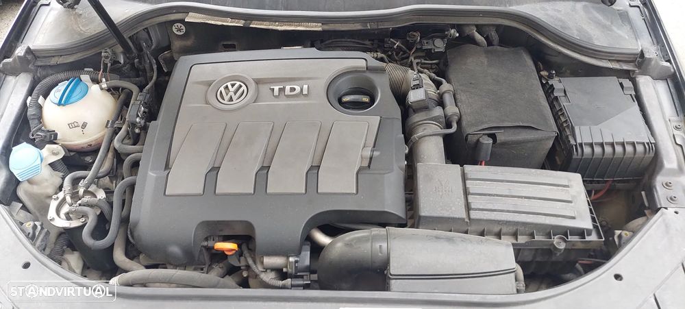 VW Passat 1.6 TDI BlueMotion - 13