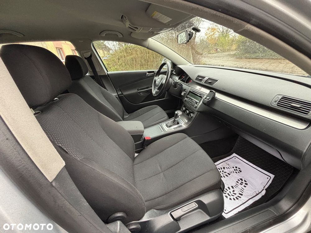 Volkswagen Passat Variant 2.0 TDI DPF DSG Comfortline - 20