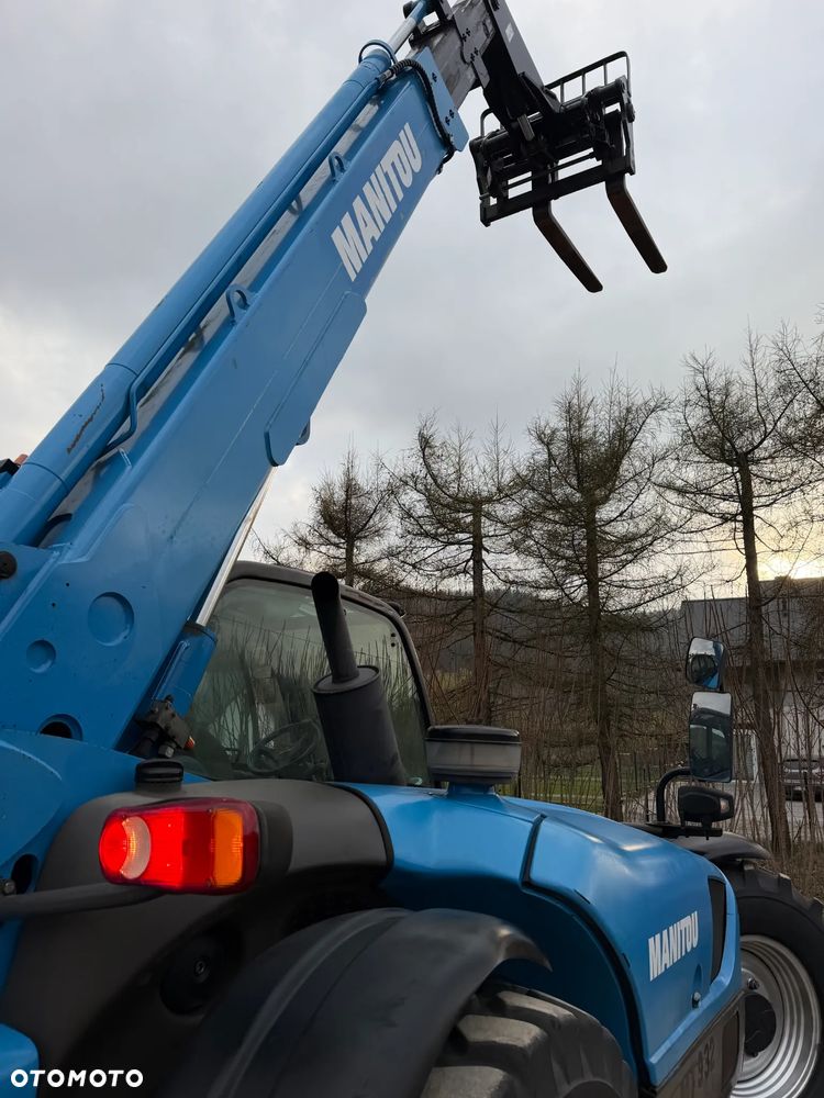 Manitou MT932 Ładowarka Teleskopowa dźwig wózek 9m. UDŹWIG 3,2 tony. Przebieg 2760 MTG jak Nowa z SALONU 2014rok z Norwegii z Gospodarstwa rolnego. Silnik PERKINS 100km. Serwisy w Dekra! Widły i łyżka. Ani deka luzu czy wycieku. OKAZJA! Jazda REWERS + 4 biegi. Skręt 3 tryby. - 39