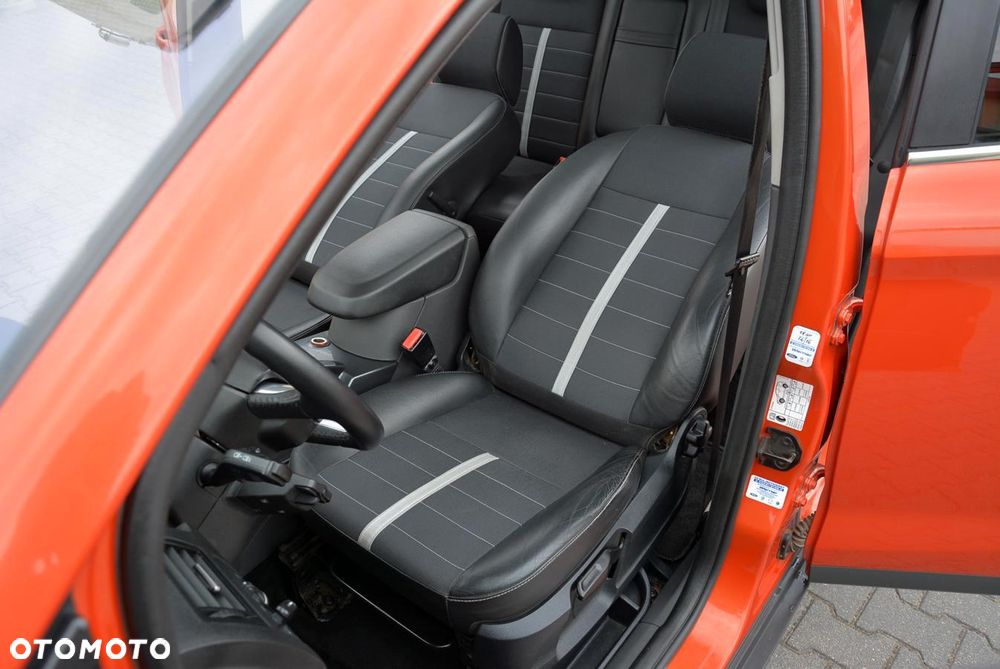Ford Kuga 2.0 TDCi 4x4 Trend - 32