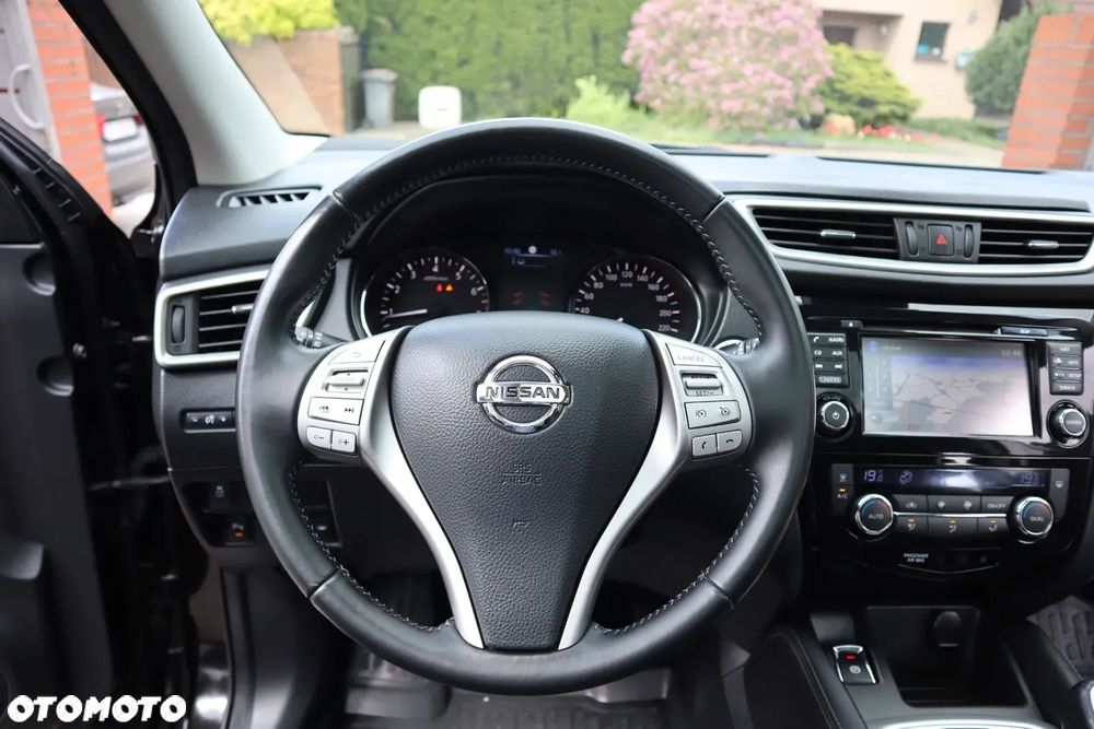 Nissan Qashqai 1.2 DIG-T N-Connecta - 15