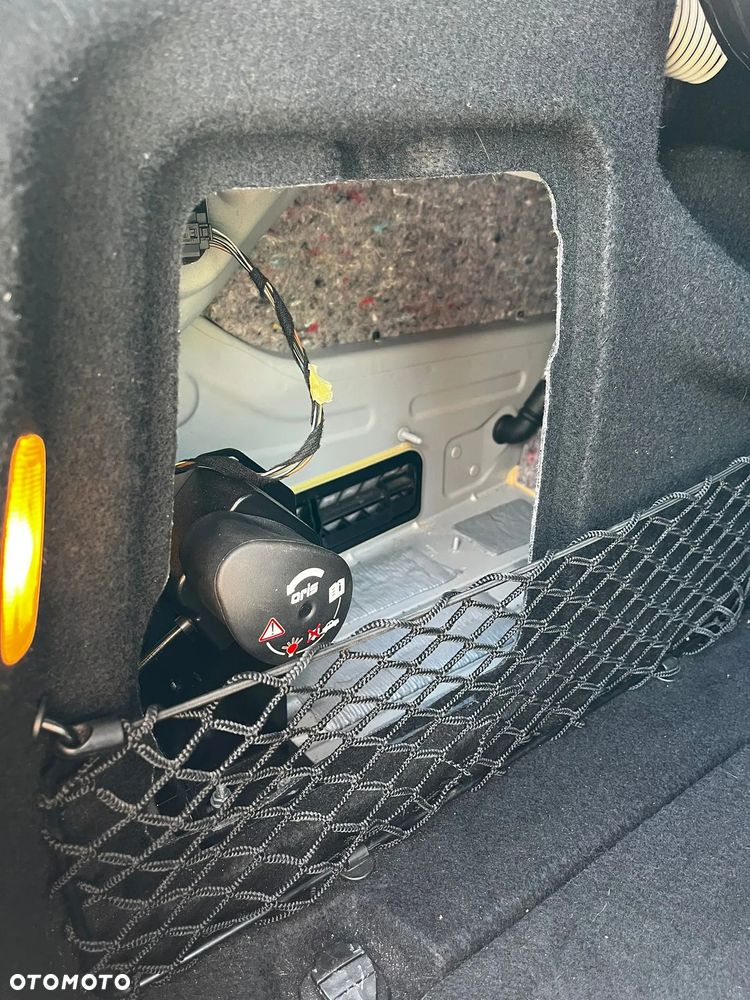 Mercedes-Benz Klasa E 350 CDI BlueEff Avantgarde - 11