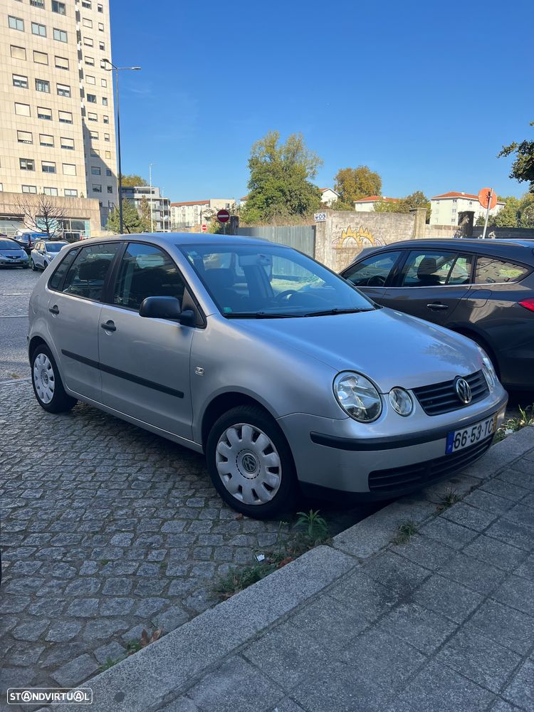 VW Polo 1.2 Confortline - 2