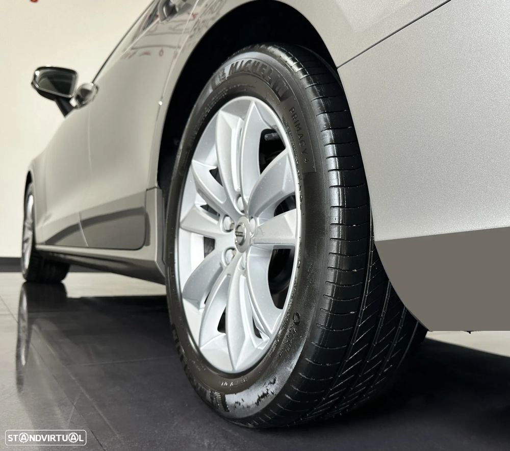 Volvo V60 2.0 D3 Momentum - 49