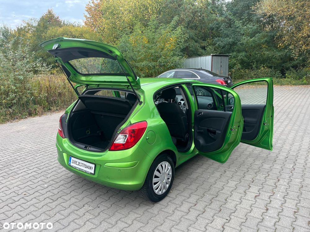Opel Corsa - 20