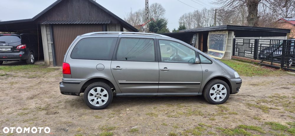 Volkswagen Sharan 2.0 TDI Highline - 8