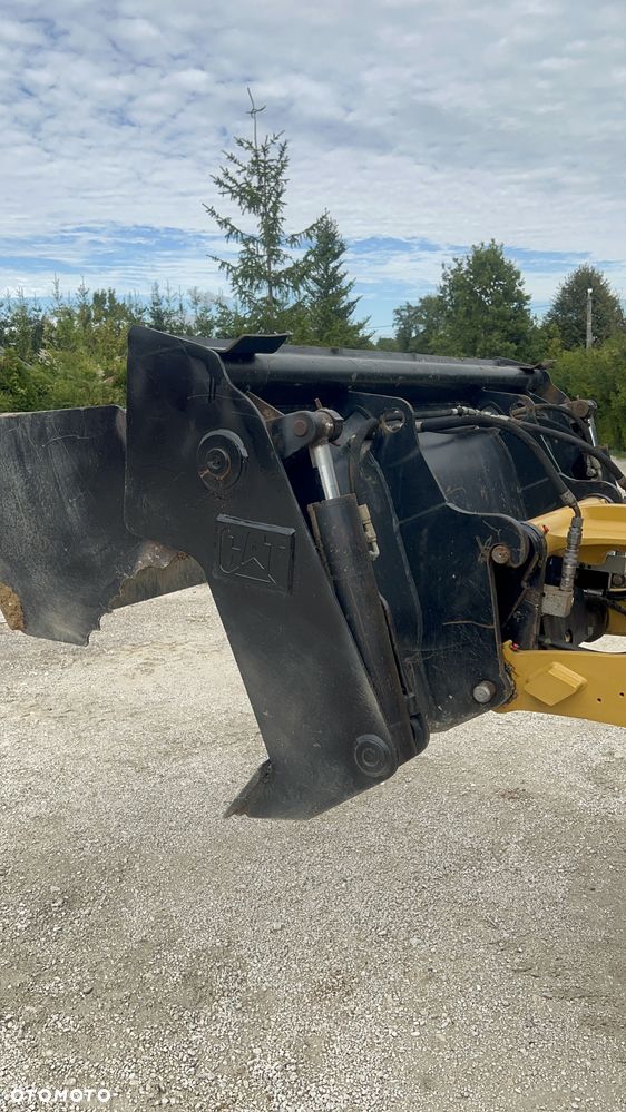 Caterpillar ŁADOWARKA CAT 908M 21r łyżka szczęka widły krokodyl 906 907 H przegubowa łamana Catepillar - 16