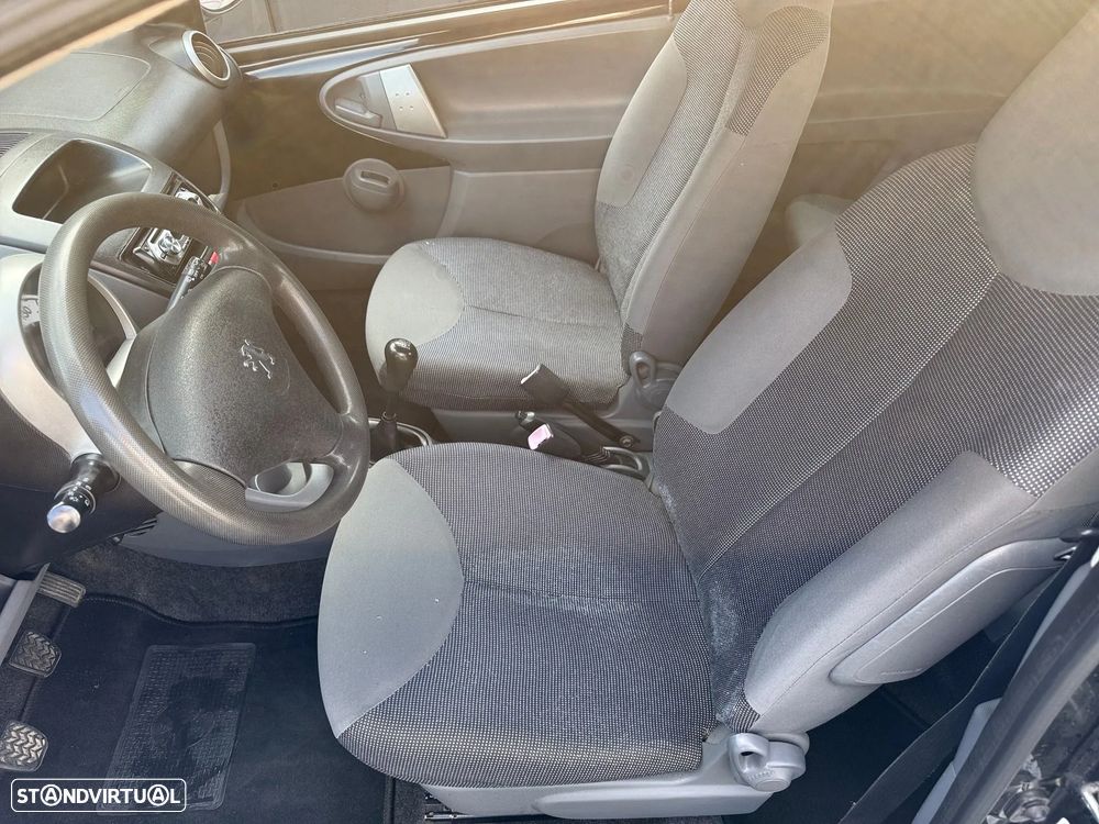 Peugeot 107 1.0 Style - 7