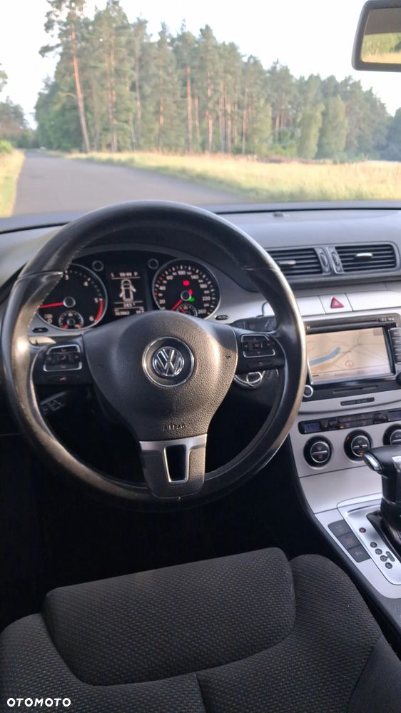 Volkswagen Passat 2.0 TDI DPF DSG Comfortline - 7