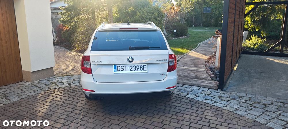 Skoda Superb 2.0 TDI 4x4 L&K DSG - 20