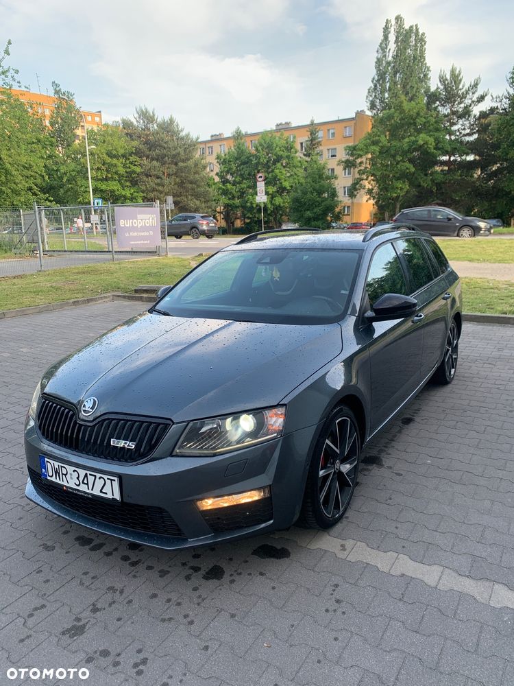 Skoda Octavia 2.0 TDI RS DSG - 1