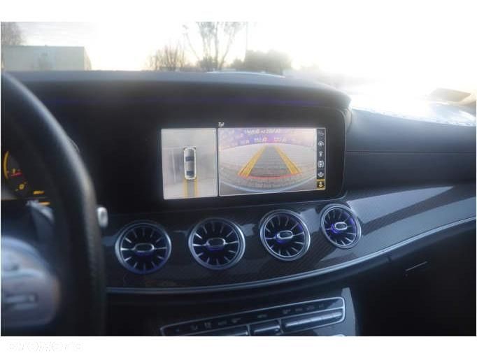 Mercedes-Benz CLS - 13
