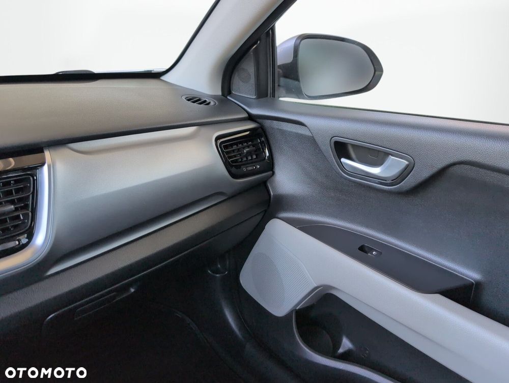 Kia Stonic - 28
