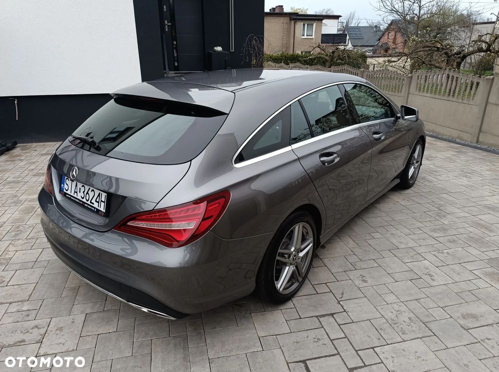 Mercedes-Benz CLA 200 7G-DCT UrbanStyle Edition - 6