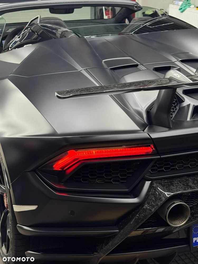 Lamborghini Huracan Performante - 17