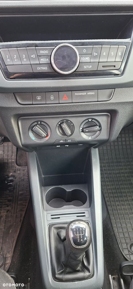 Skoda Fabia - 4