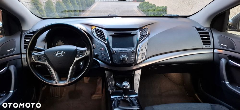 Hyundai i40 Kombi 1.6 Trend - 14