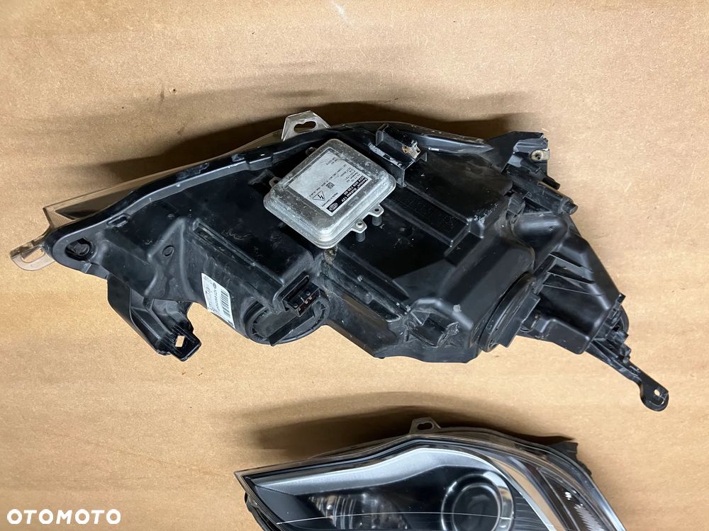 LAMPY PRZÓD OPEL ASTRA J IV XENON SOCZEKWA SKRĘTNE LAMPA PRAWA LEWA 13374518 13253650 - 10