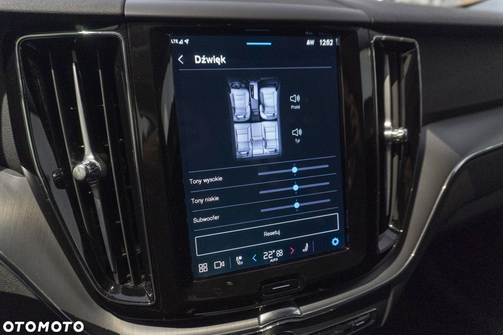 Volvo XC 60 - 33