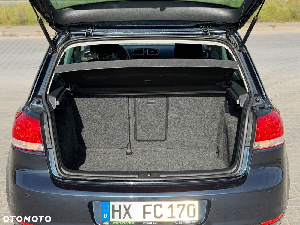 Volkswagen Golf - 14