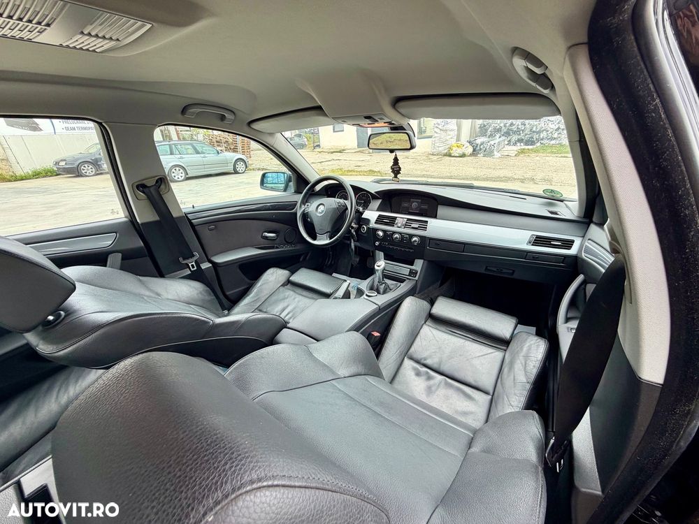 BMW Seria 5 520d Edition Sport - 12