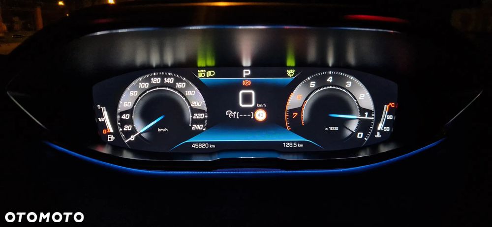 Peugeot 3008 1.2 PureTech Allure Pack S&S EAT8 - 12