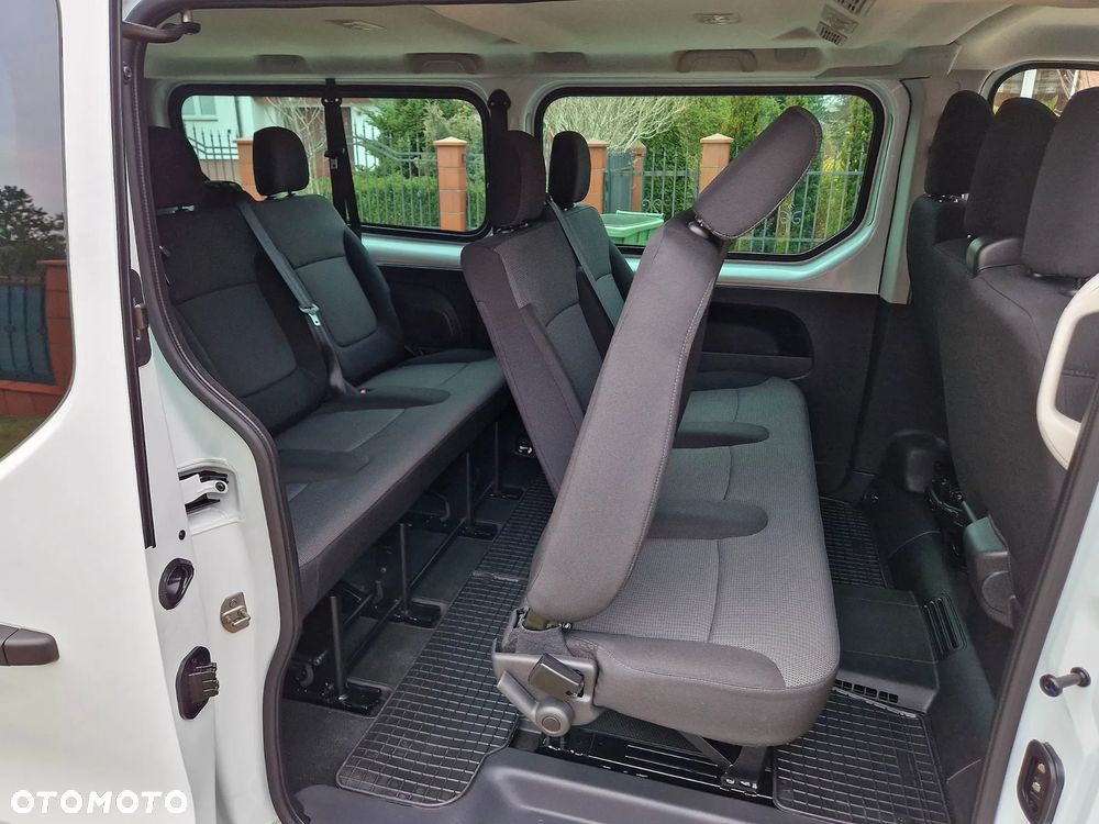 Renault Trafic 2.0 dCi - 24