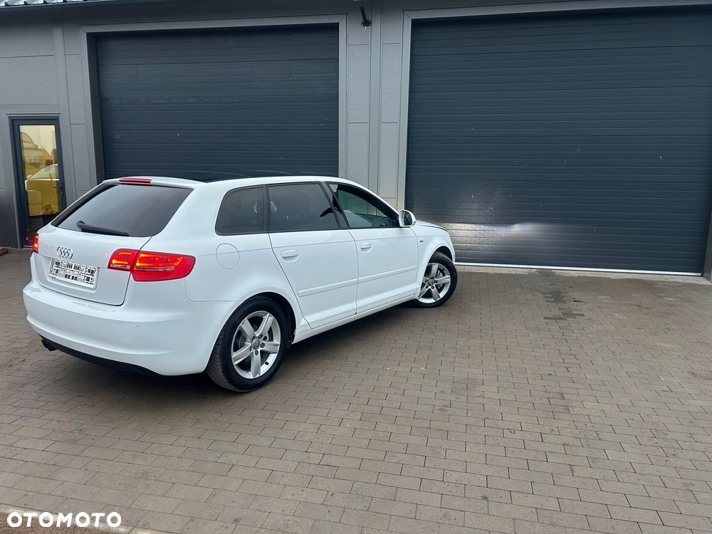 Audi A3 Sportback 1.4 TFSI S line Sportpaket - 5