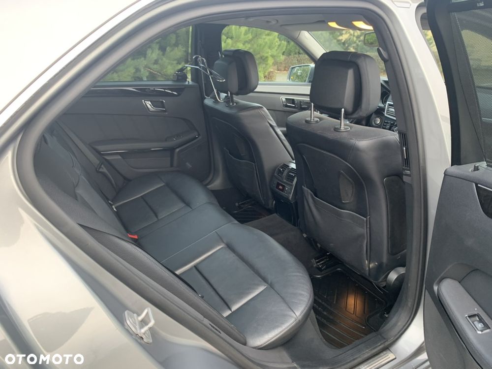 Mercedes-Benz Klasa E 350 CDI BlueEff Avantgarde - 38