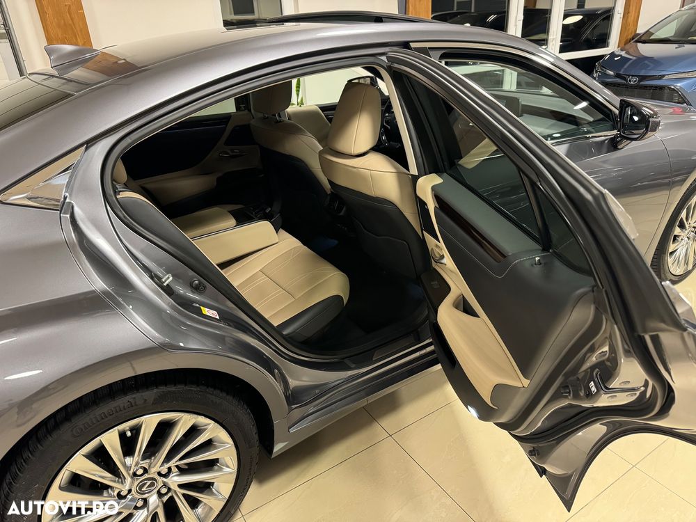 Lexus Seria ES 300h Business Edition - 7