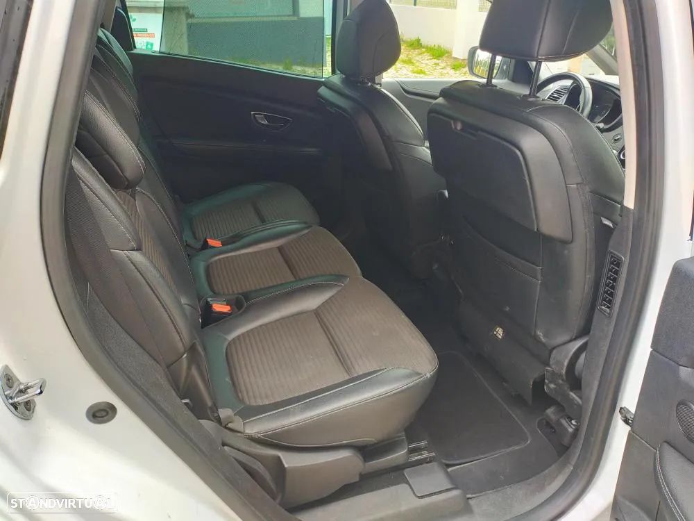 Renault Grand Scénic 1.5 dCi Bose Edition EDC SS - 35