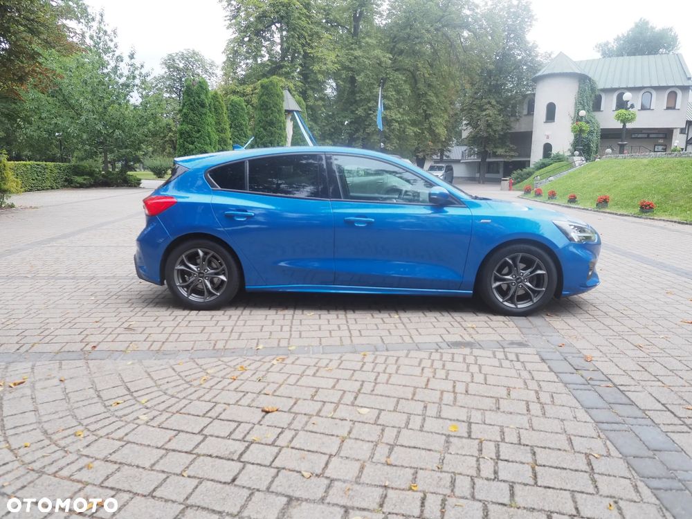 Ford Focus 1.0 EcoBoost mHEV ST-Line X - 5