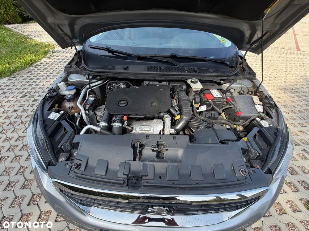 Peugeot 308 1.5 BlueHDi Allure S&S EAT8 - 10