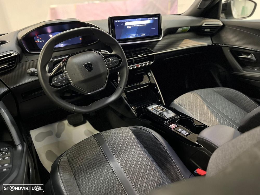 Peugeot 2008 1.2 Hybrid Allure e-DCS6 - 14