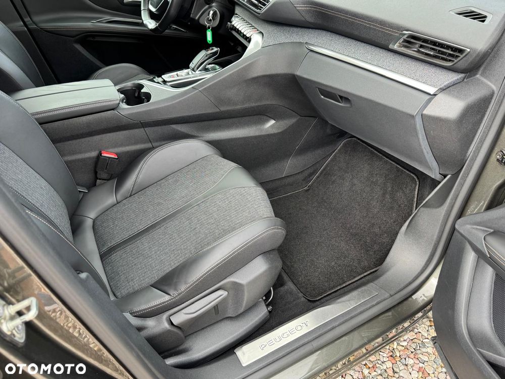 Peugeot 3008 1.5 BlueHDi Crossway S&S EAT8 - 11