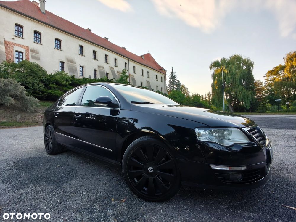 Volkswagen Passat 2.0 TSI Highline - 17