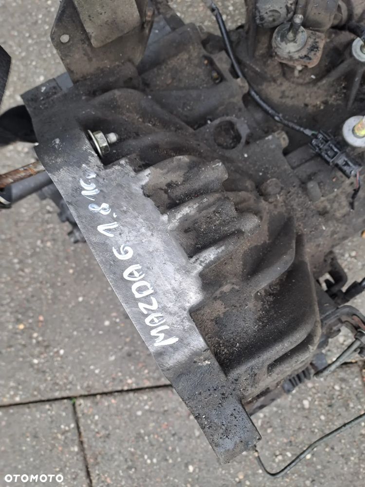 Mazda 6  1.8 16V silnik kompletny kod L8 - 16