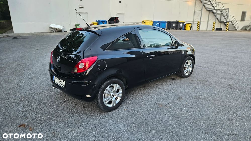 Opel Corsa 1.4 16V Satellite - 14