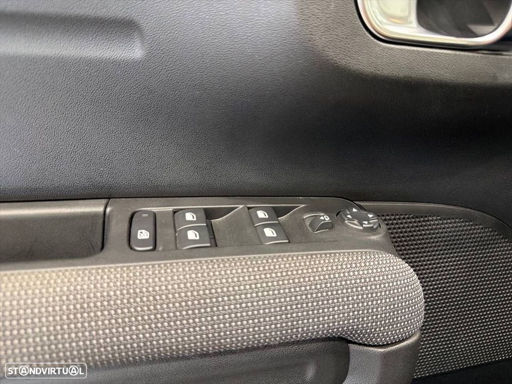 Citroën C3 Aircross 1.5 BlueHDi Plus - 19
