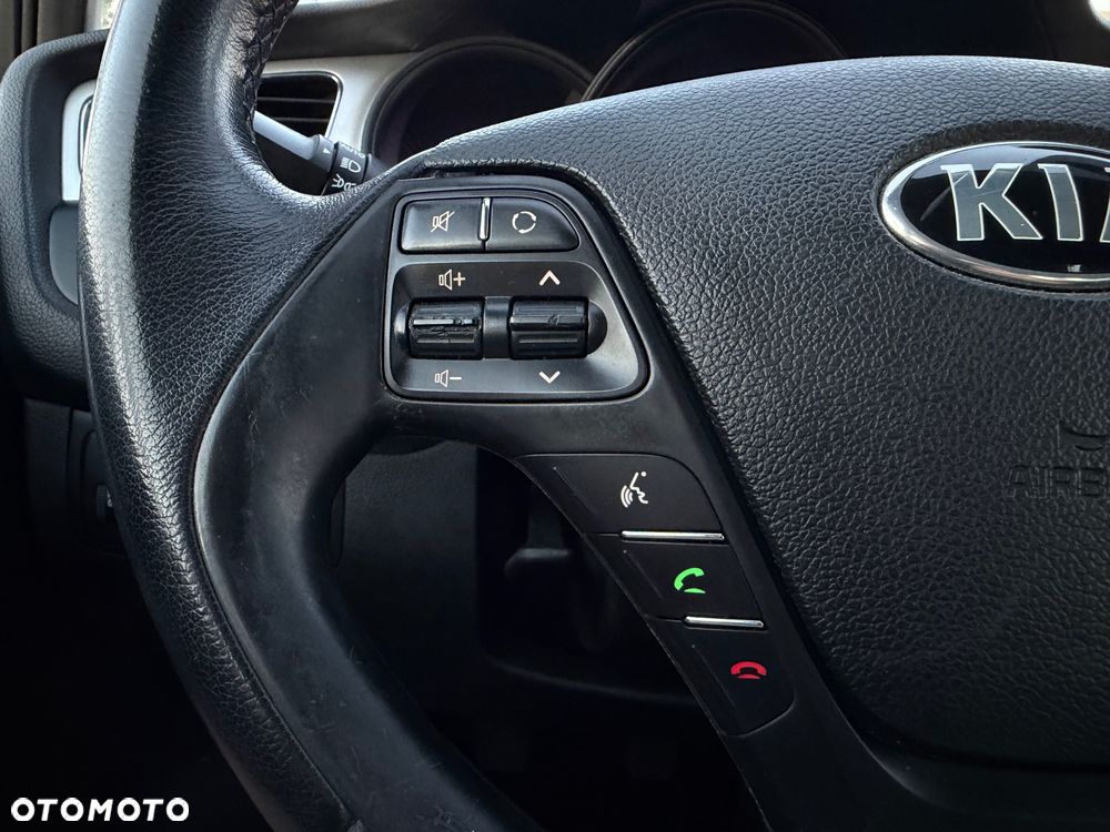 Kia Ceed - 15